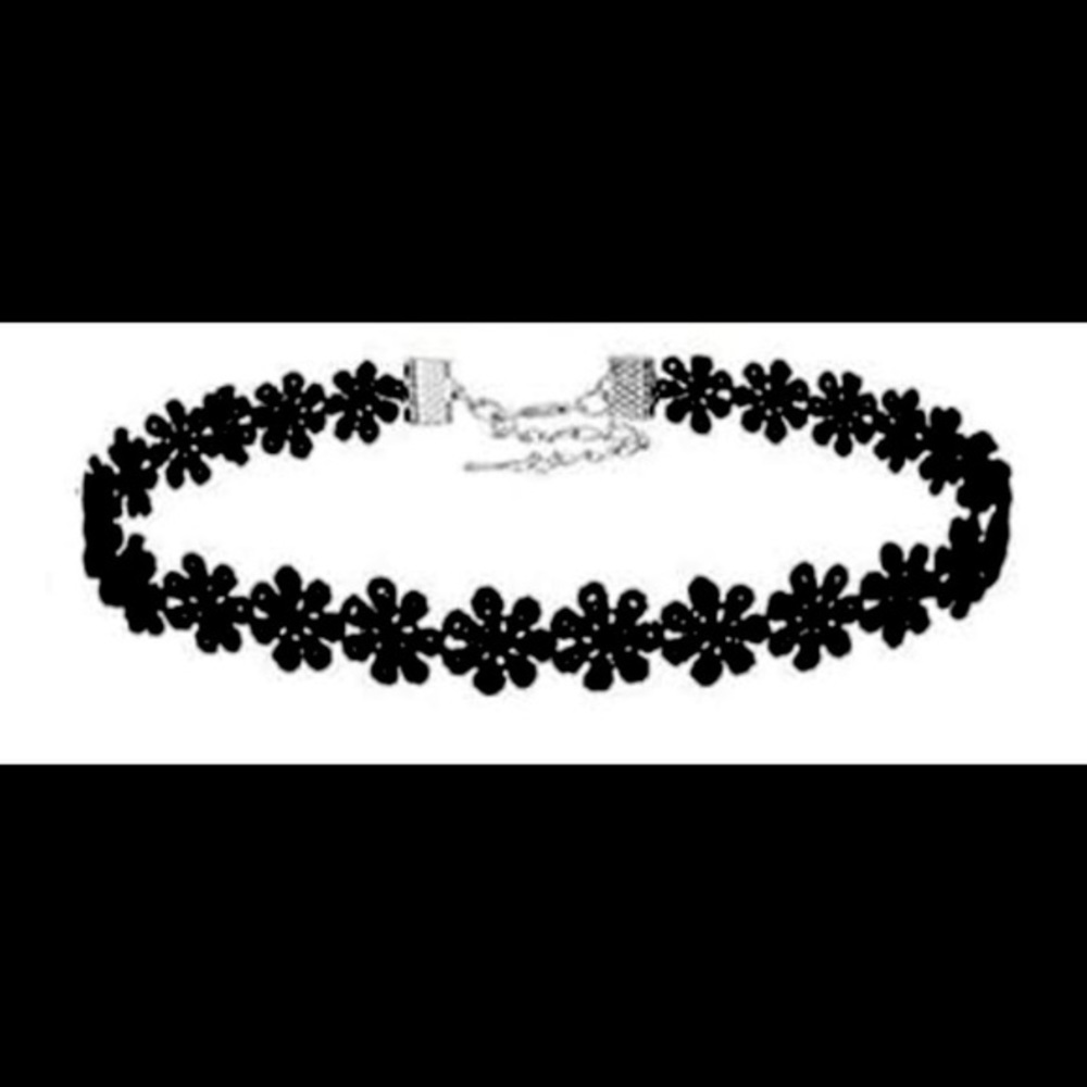Gothic Black Flower Choker!